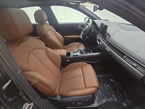 Used 2022 Audi A4 2.0T Premium Plus AWD/4WD image 30