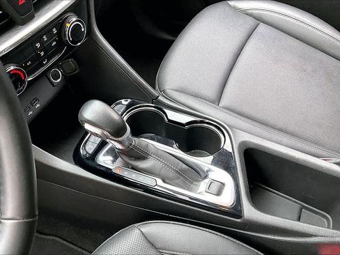 Used 2024 Buick Encore GX Sport Touring image 14