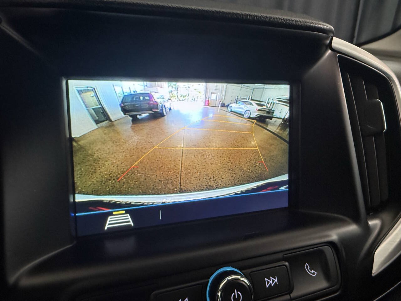 Used 2018 GMC Terrain SLE FWD image 18