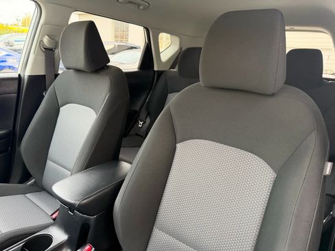 Used 2022 Kia Soul LX image 7