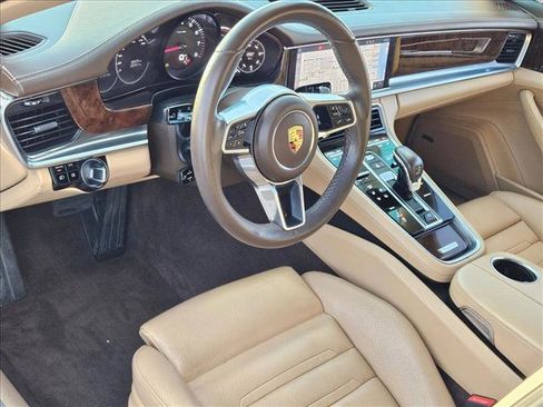 Used 2018 Porsche Panamera 4 AWD/4WD image 10