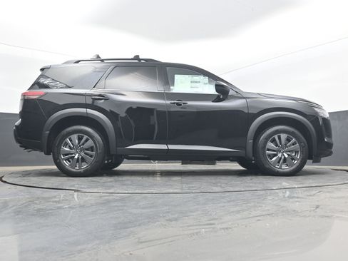 New 2026 Nissan Pathfinder SV AWD/4WD image 31