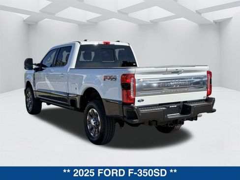 New 2025 Ford F350 King Ranch w/ FX4 Off-Road Package image 7