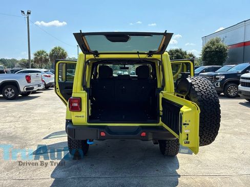 Used 2023 Jeep Wrangler Unlimited Rubicon 4xe w/ Steel Bumper Group AWD/4WD image 16