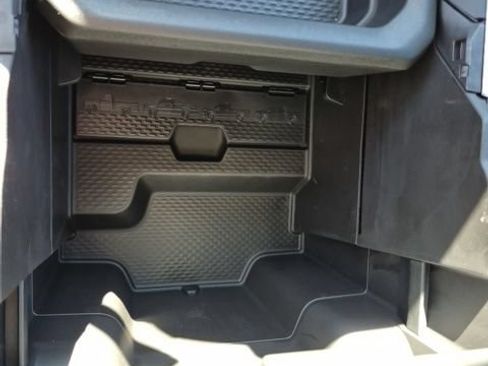 New 2026 RAM 2500 Laramie AWD/4WD image 23