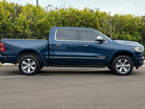 Used 2022 RAM 1500 Limited w/ Body Color Bumper Group AWD/4WD image 3