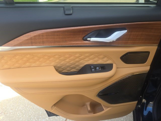 New 2027 Jeep Grand Cherokee Summit AWD/4WD image 17