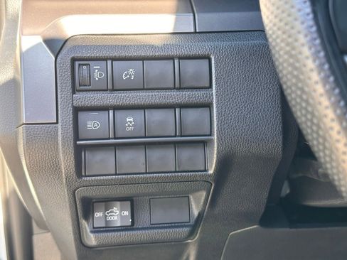 Used 2025 Toyota Tacoma SR5 image 22