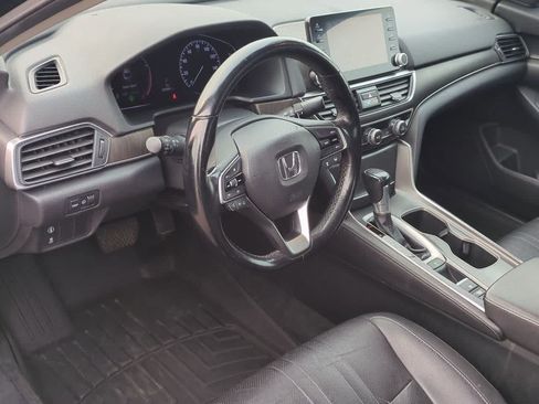 Used 2019 Honda Accord EX-L image 2