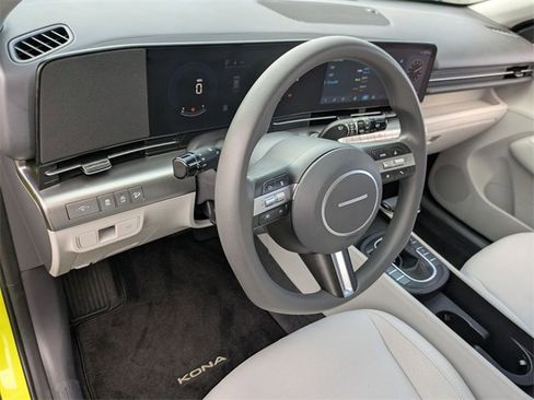 Certified 2024 Hyundai Kona SE image 16