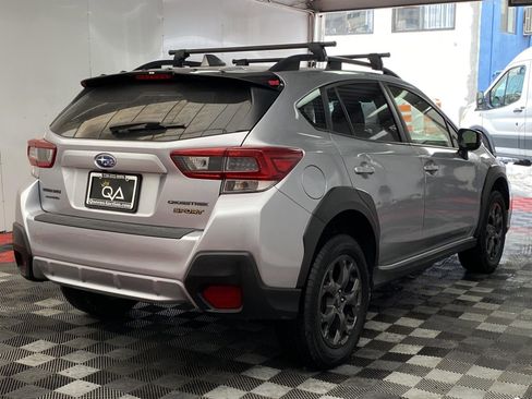 Used 2022 Subaru Crosstrek 2.5i Sport w/ Moonroof Package AWD/4WD image 6
