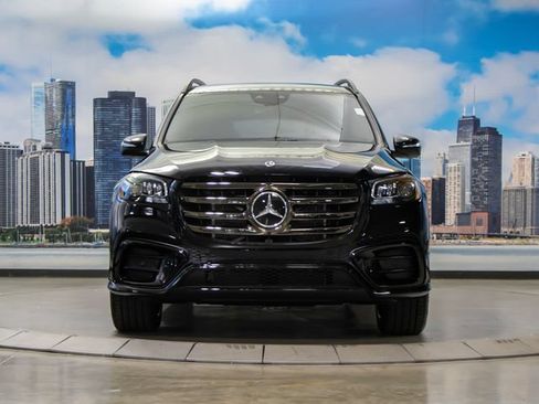 Used 2026 Mercedes-Benz GLS 450 4MATIC image 3