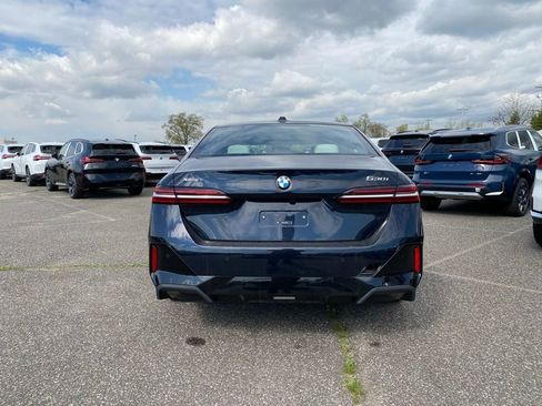 New 2026 BMW 530i xDrive w/ M Sport Package AWD/4WD image 3
