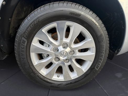 Used 2013 Toyota Sequoia Platinum image 47