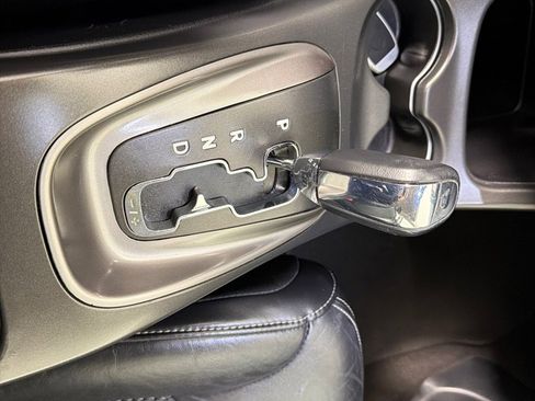 Used 2019 Dodge Journey Crossroad FWD image 17