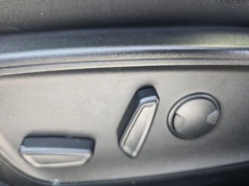 Used 2023 Ford Escape Active image 13