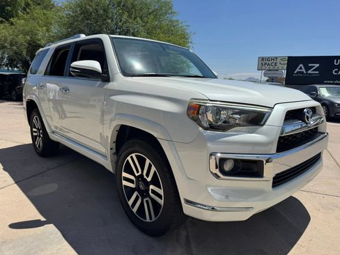 Used 2017 Toyota 4Runner Limited AWD/4WD image 4