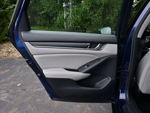 Used 2019 Honda Accord LX image 16