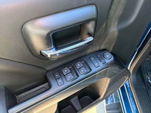 Used 2018 Chevrolet Silverado 1500 LT w/ All Star Edition image 18