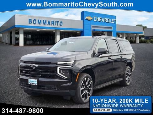 New 2026 Chevrolet Suburban RST w/ Comfort Package AWD/4WD image 1