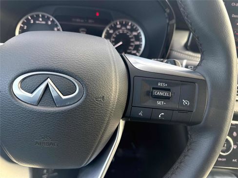 Certified 2025 INFINITI QX60 Pure image 18