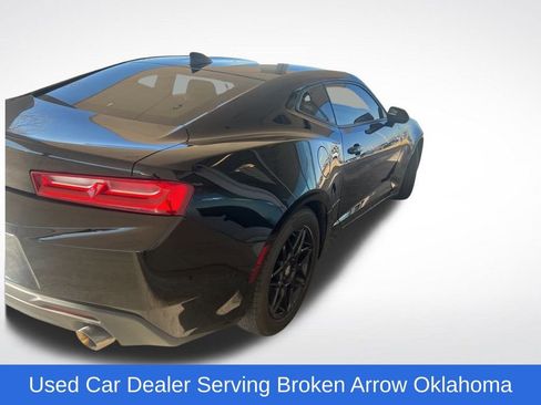 Used 2016 Chevrolet Camaro LT image 4