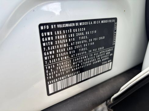 Used 2026 Volkswagen Tiguan SE AWD/4WD image 27