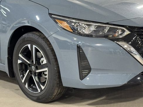 New 2025 Nissan Sentra SV image 3