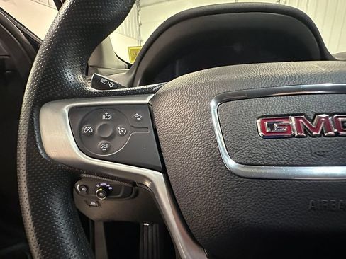 Used 2024 GMC Terrain SLE w/ Driver Convenience Package AWD/4WD image 34