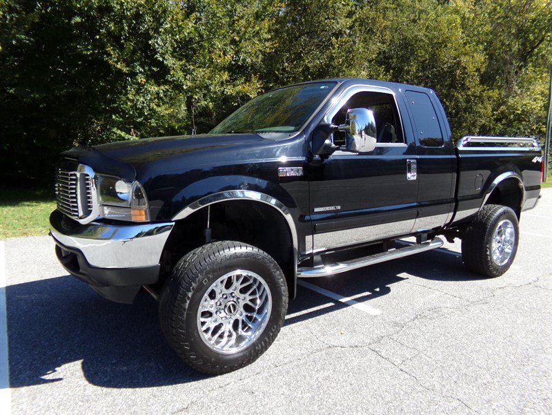 Used 2002 Ford F250 XLT AWD/4WD image 1