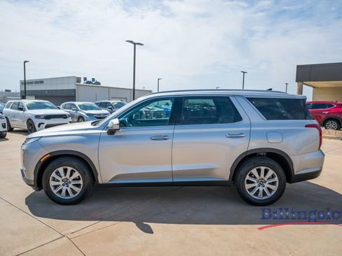 Used 2025 Hyundai Palisade SEL image 2