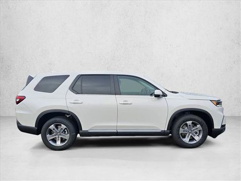 New 2025 Honda Pilot EX-L image 4