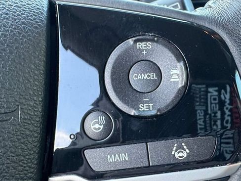 Used 2019 Honda Odyssey Elite image 8
