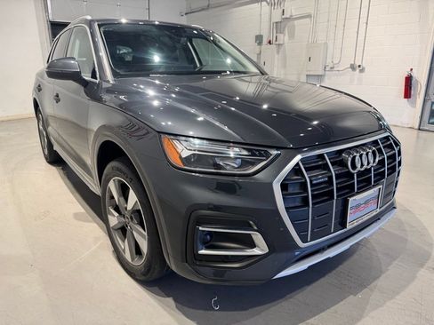 Used 2023 Audi Q5 2.0T Premium w/ Convenience Package AWD/4WD image 10