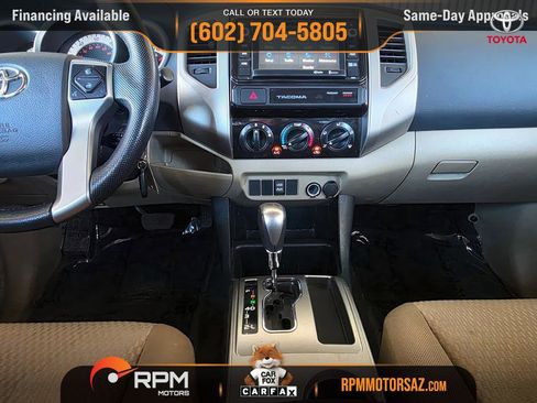 Used 2015 Toyota Tacoma PreRunner w/ SR5 Package image 18