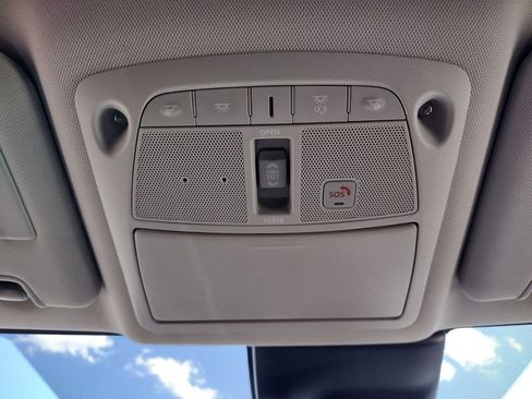 Used 2019 Nissan Rogue SL w/ Premium Package image 26