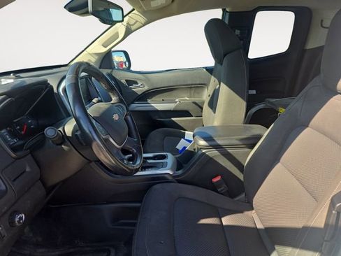 Used 2022 Chevrolet Colorado LT w/ Fleet Safety Package RWD image 9