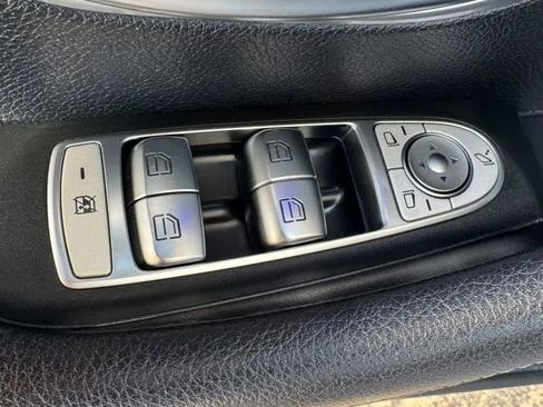 Used 2019 Mercedes-Benz E 300 w/ Convenience Package image 43