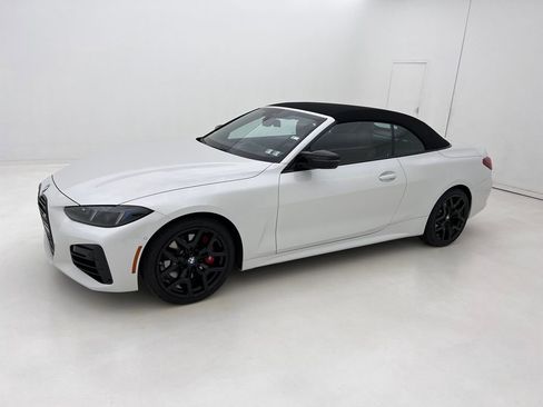 Certified 2025 BMW 440i xDrive Convertible w/ Premium Package image 5