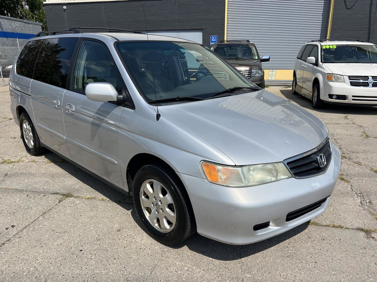 Used 2004 Honda Odyssey EX image 3