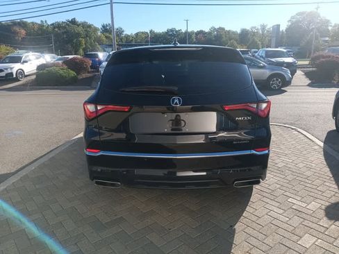 Used 2023 Acura MDX SH-AWD image 5