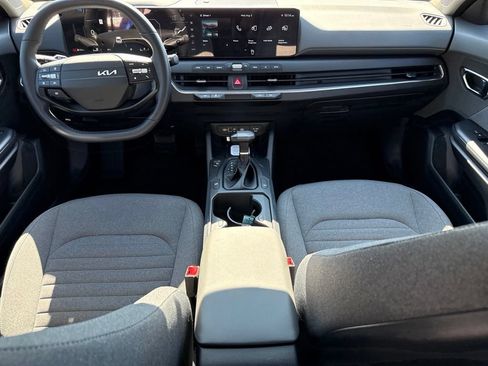 Certified 2025 Kia K4 EX FWD image 19