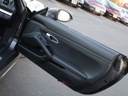 Used 2017 Porsche 718 Boxster image 39