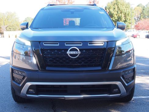 New 2025 Nissan Pathfinder Rock Creek image 2