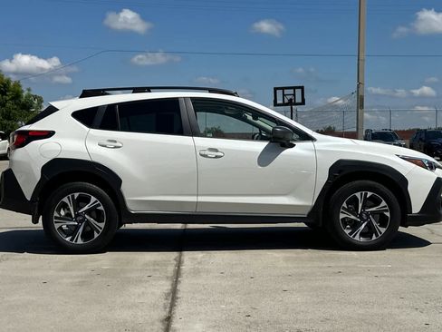Used 2024 Subaru Crosstrek 2.0i Premium AWD/4WD image 2