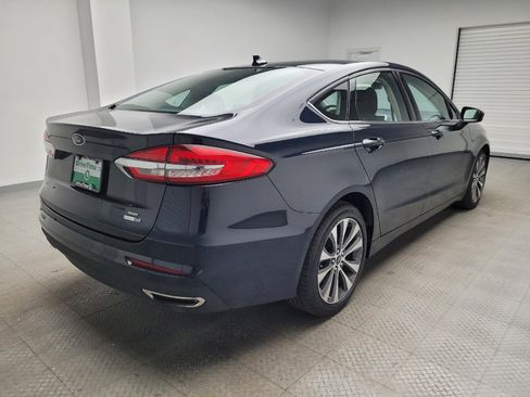 Used 2020 Ford Fusion SE image 9