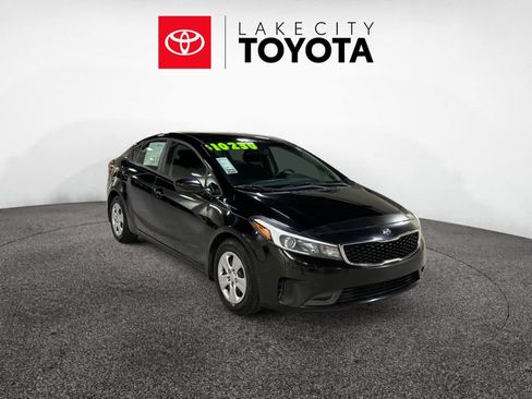 Used 2018 Kia Forte LX w/ LX Rear Camera Package image 10