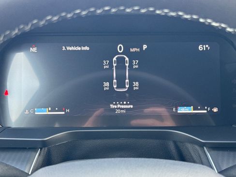 New 2025 Jeep Grand Cherokee L Altitude image 30