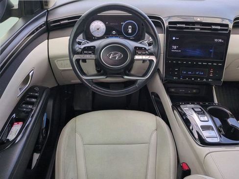 Used 2022 Hyundai Tucson Limited image 12