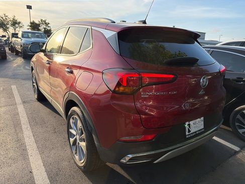 Used 2020 Buick Encore GX Essence w/ Experience Buick Package AWD/4WD image 4